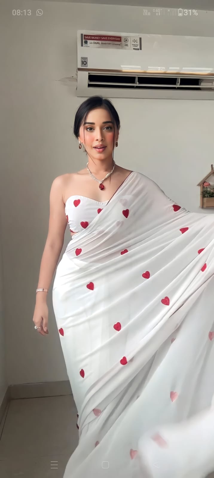 1-Minute Ready To Wear White Georgette Saree with unstitched blouse.