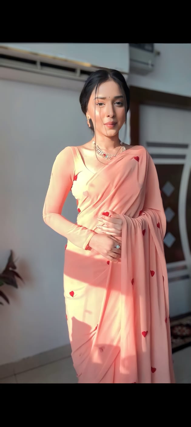 1-Minute Ready To Wear Peach Georgette Saree With Unstitched Blouse.