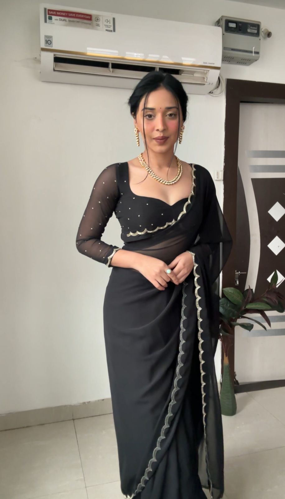 1-Min Ready To Wear Premium Fox Georgette Saree With stitched blouse-work Black