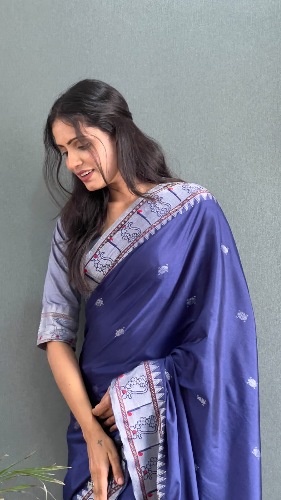 1 Minute Ready To Wear Pure Soft Kanjivaram Silk Saree With Unstitched Blouse.