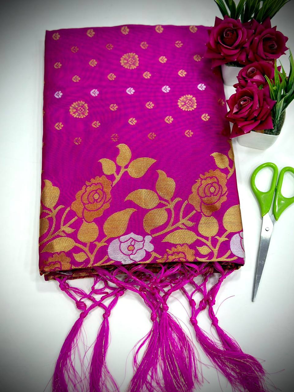 Pink In Copper Design Gulabo Dola Silk Saree