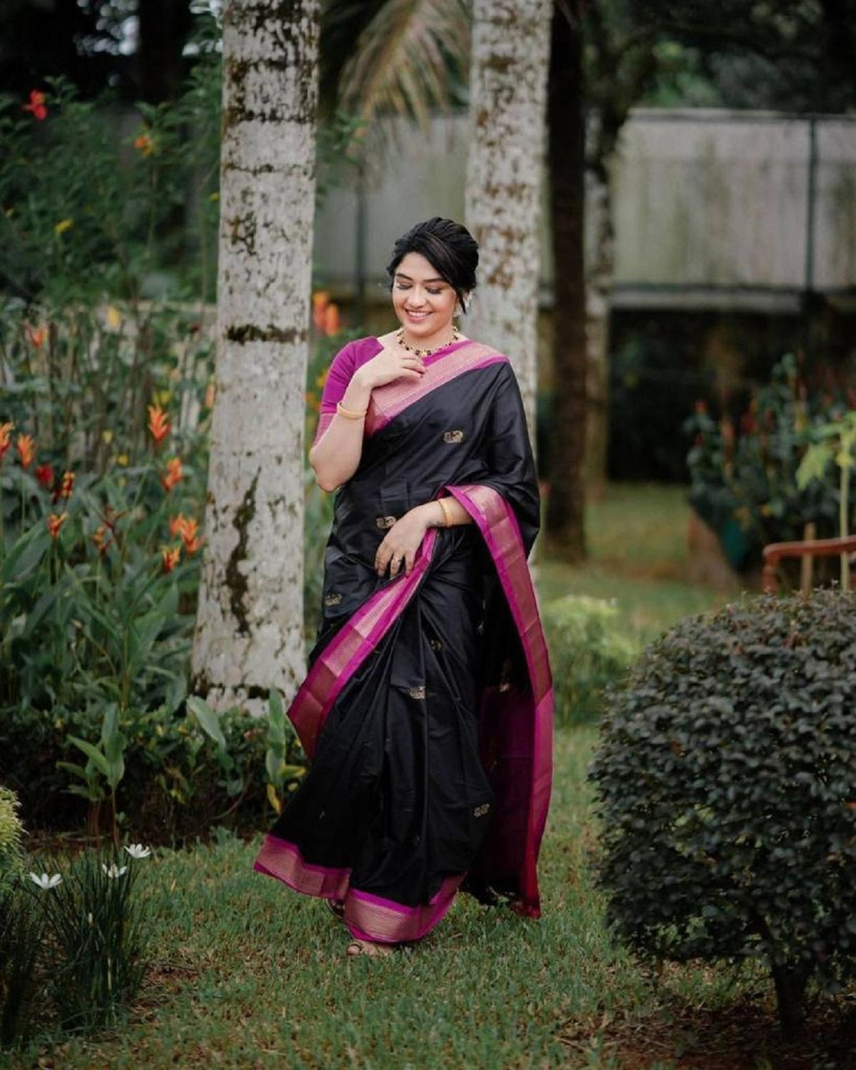 Black and Pink pallu Design CP Cotton Saree