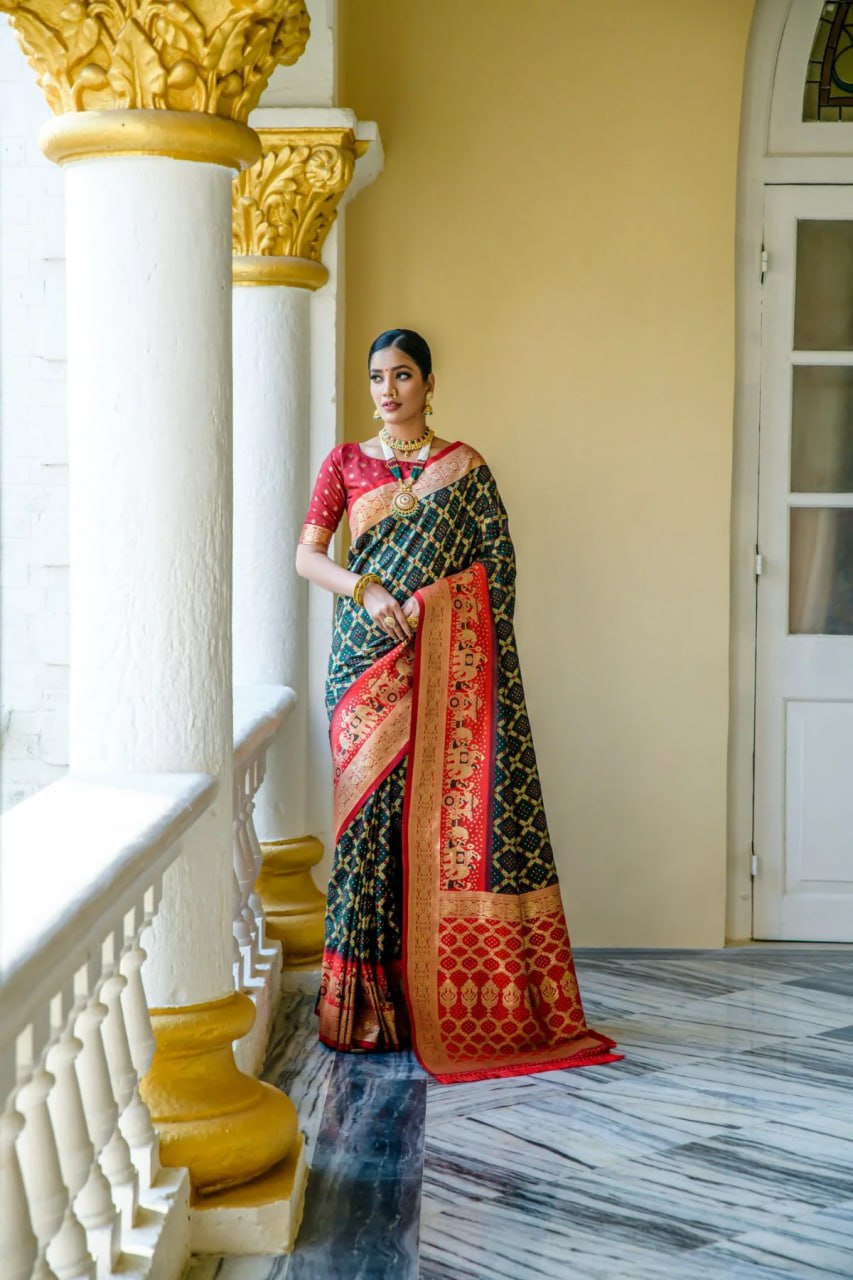 Dark Green and  Red Golden Design Padmavati Patola Silk Saree