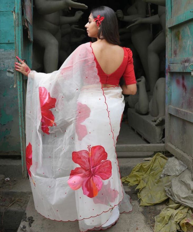 RED FLOWER-Soft Pure Organza Silk Beautiful Digital Print Handwork Saree With Unstitched Blouse.