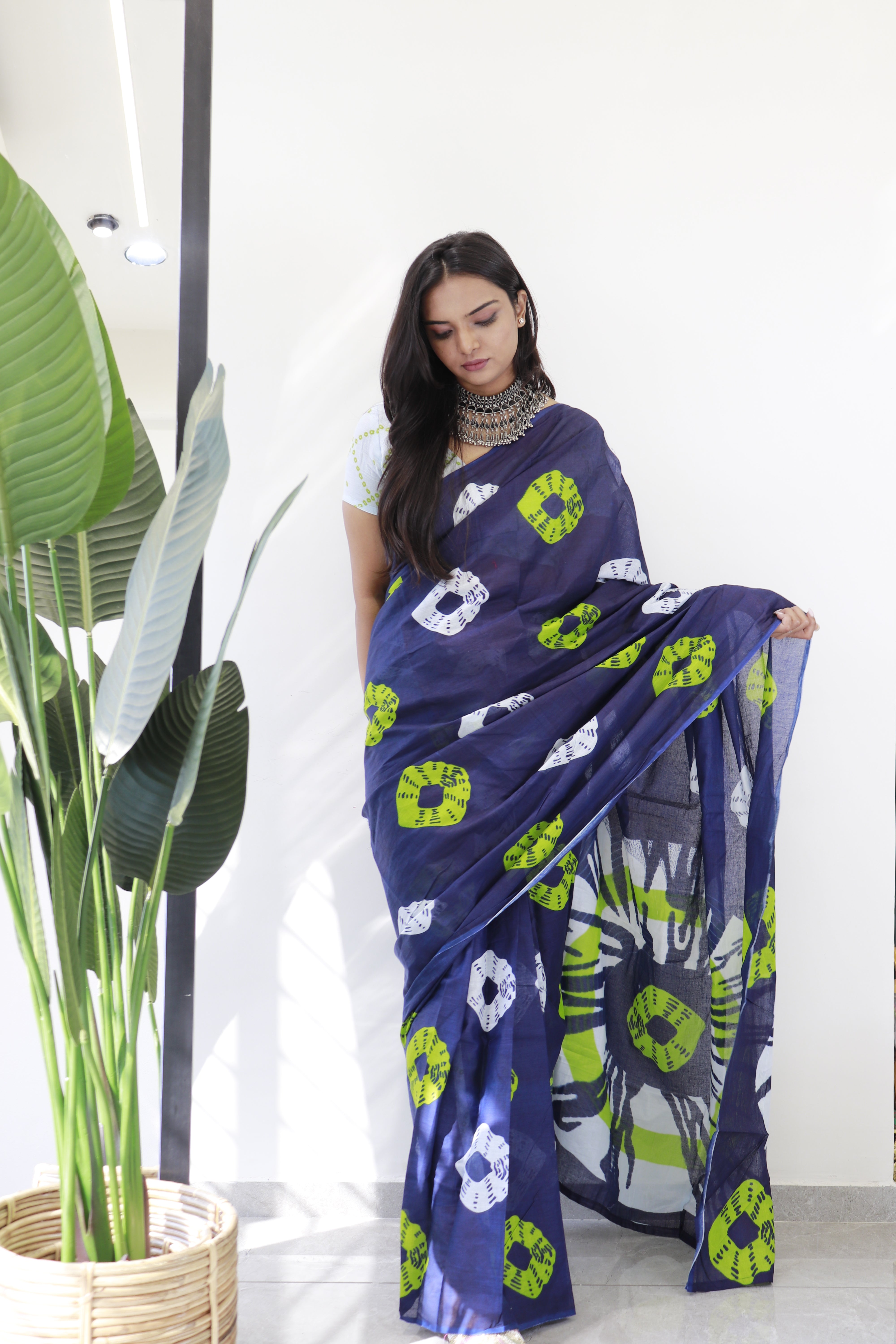 Navy Blue Printed 100% Soft Pure Cotton Saree With Unstitched Blouse.